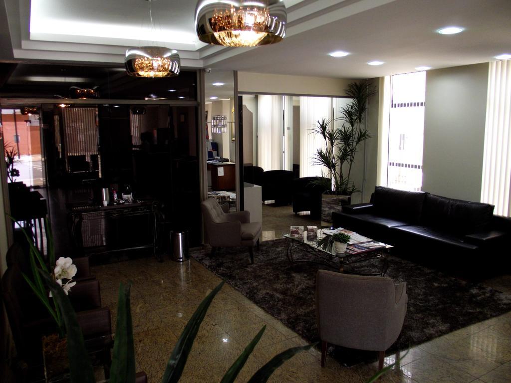 Geneviee Palace Hotel Ponta Grossa Kültér fotó