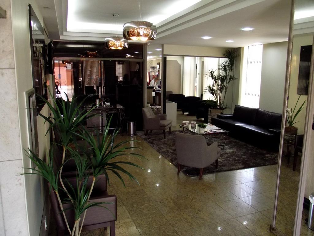 Geneviee Palace Hotel Ponta Grossa Kültér fotó